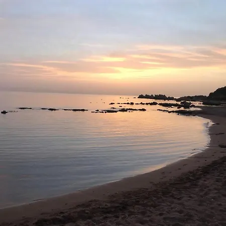 דירה Tsambikos Apts *