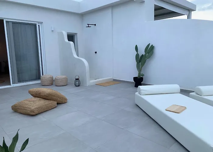 Tsambikos Apts *
