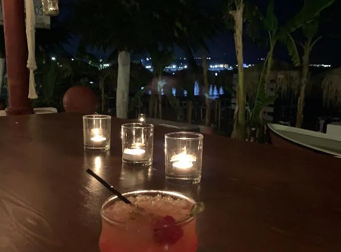 Tsambikos Apts شقة