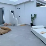 Tsambikos Apts *
