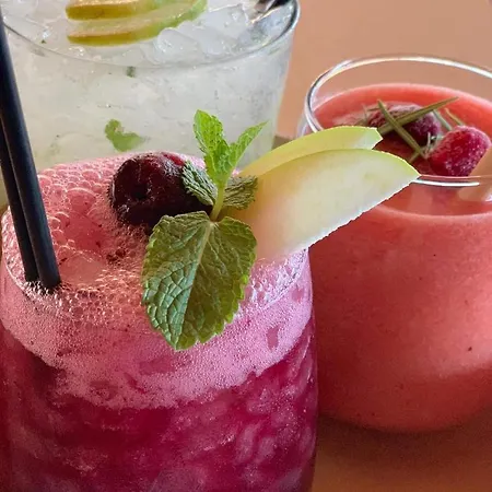 Tsambikos Apts Apartment *