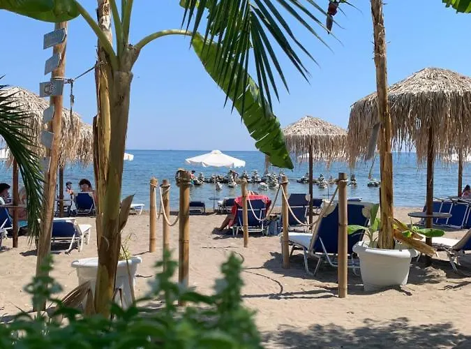 Tsambikos Apts Апартаменты *