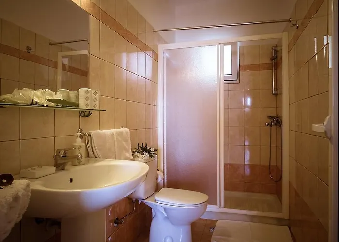 Apartament Tsambikos Apts *