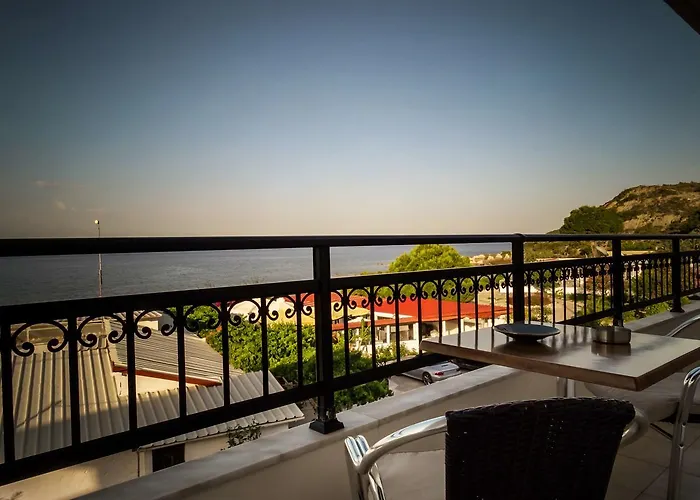 Tsambikos Apts Апартаменты