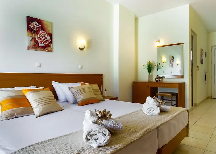 Апартаменты Tsambikos Apts *