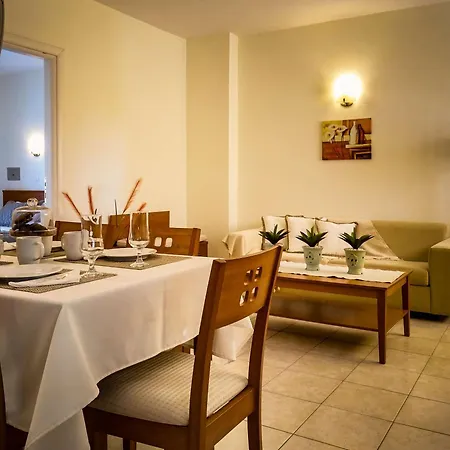 דירה Tsambikos Apts פליראקי