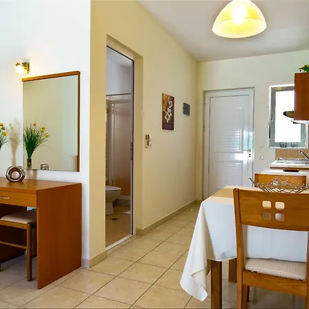 Tsambikos Apts דירה *